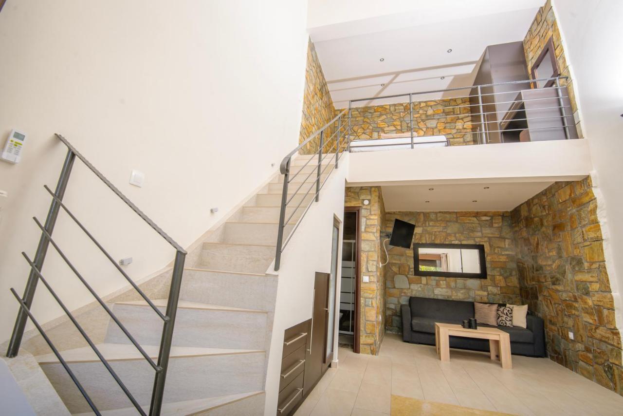 Stone Suites Pefkochori Exterior foto