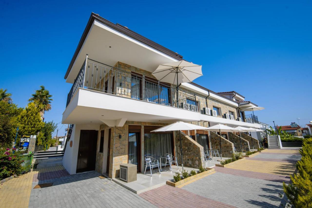 Stone Suites Pefkochori Exterior foto